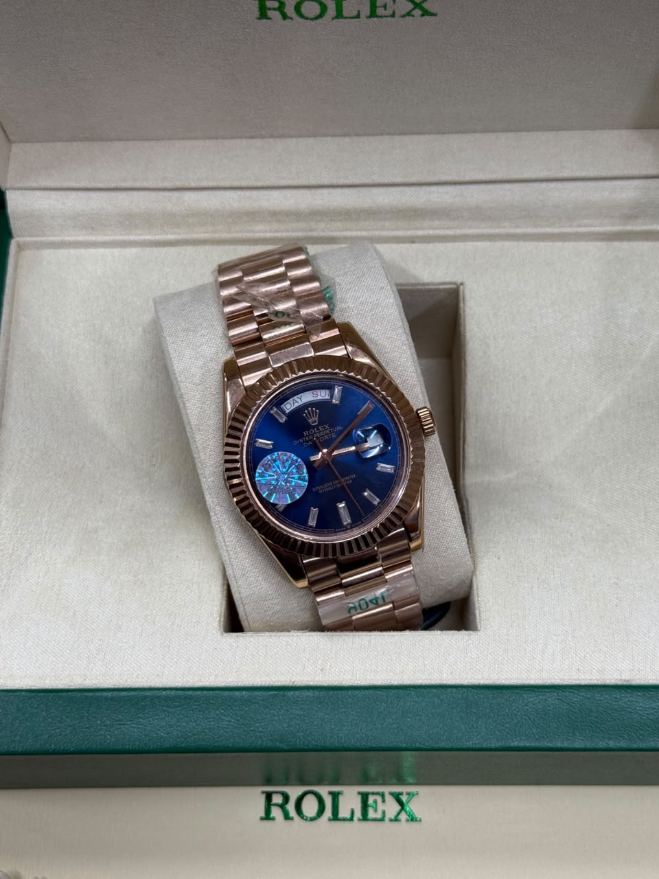 DayDate | Rose Chain | Pearl Digit | Navy Blue Dial
