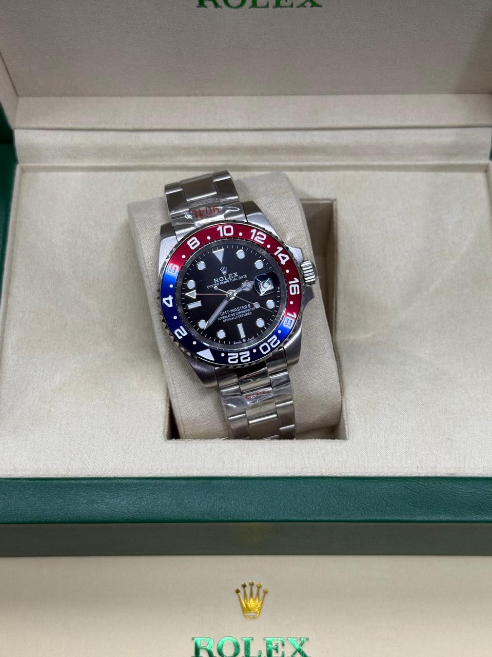 GMT Master II Pepsi | Silver Oyester Chain | Black Dial