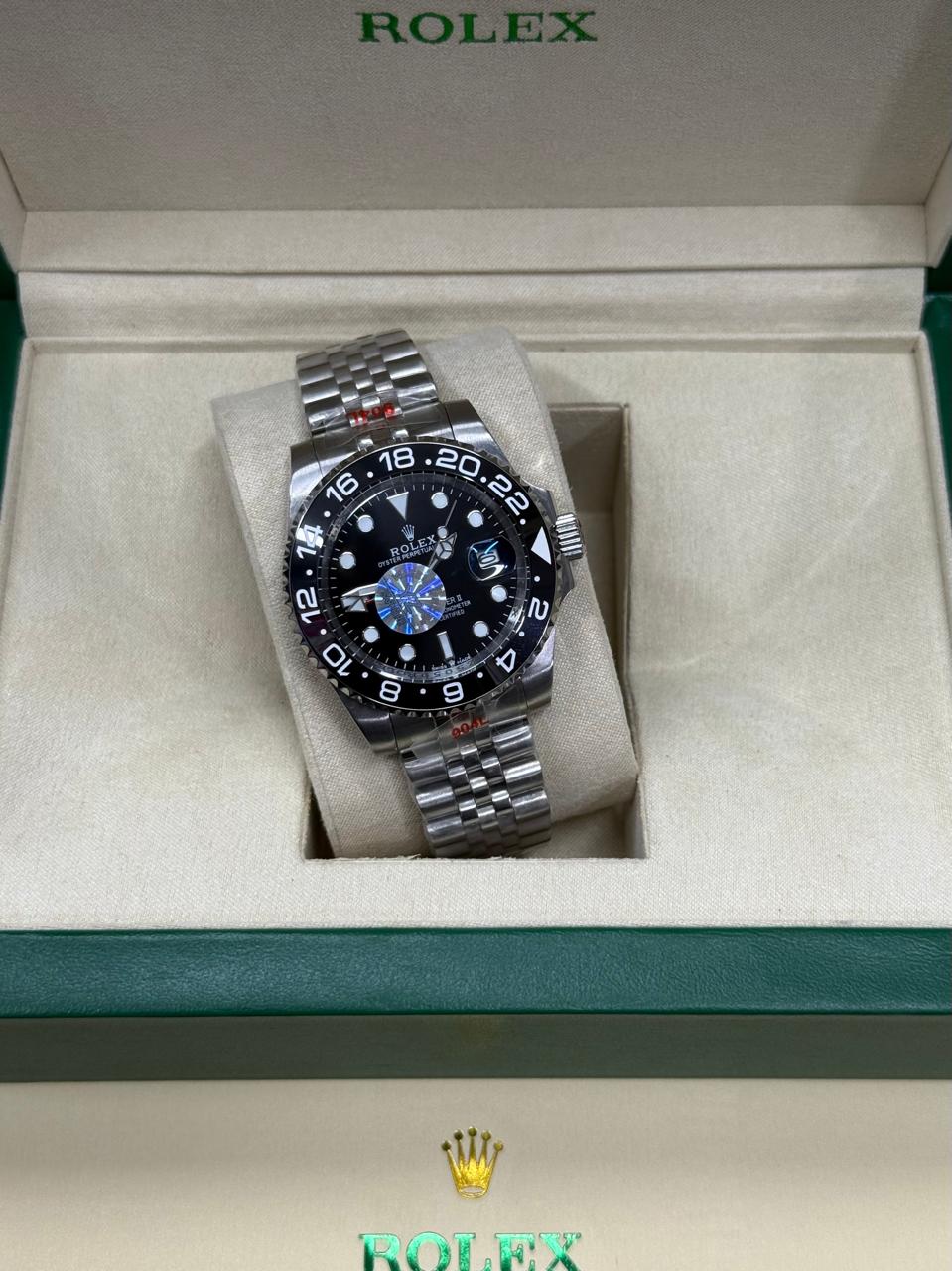 GMT II Black | Silver Jubilee Chain | Black Dial