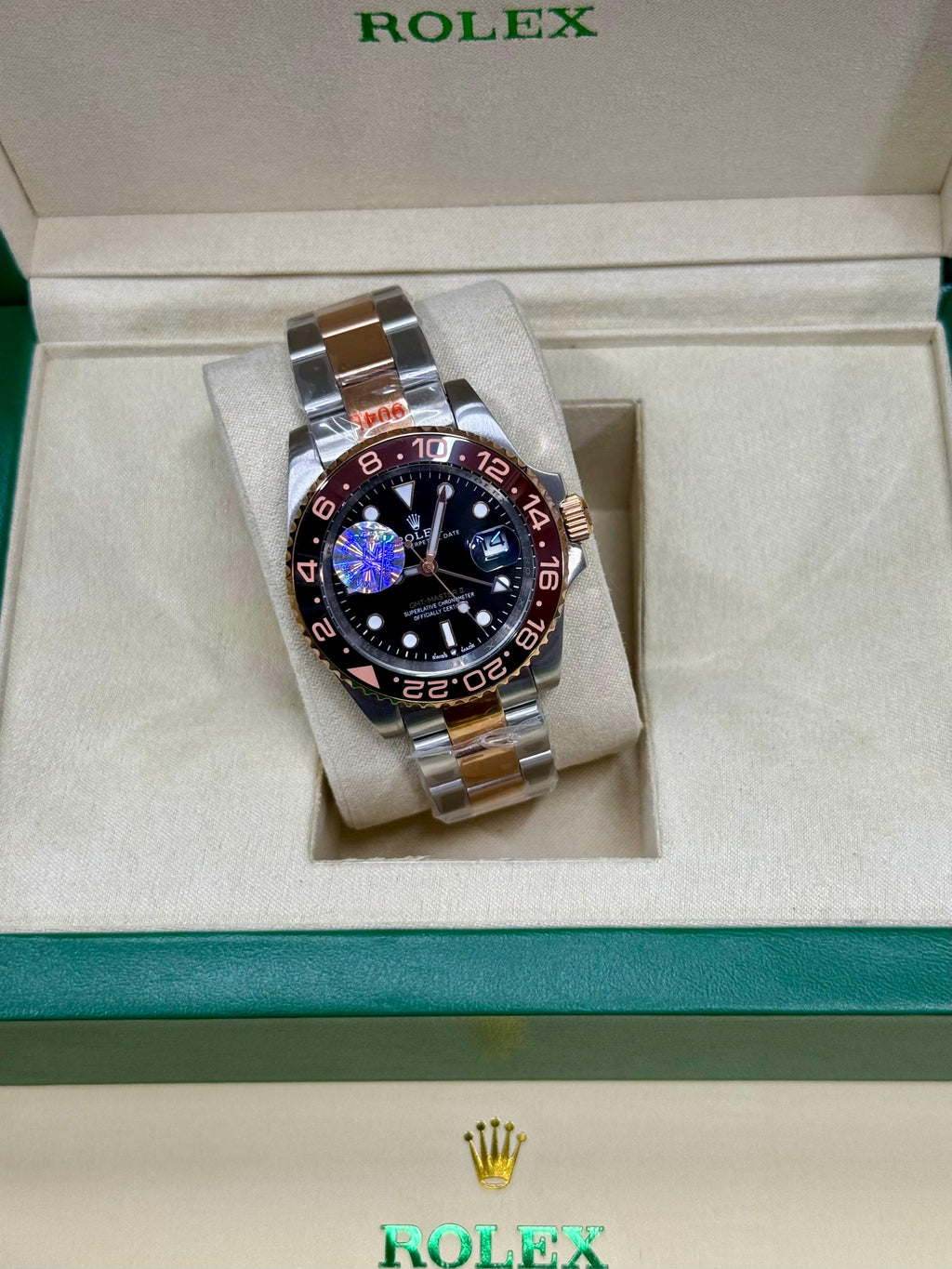 GMT Root Bear | Rose Two Tone Oyster | Black Dial