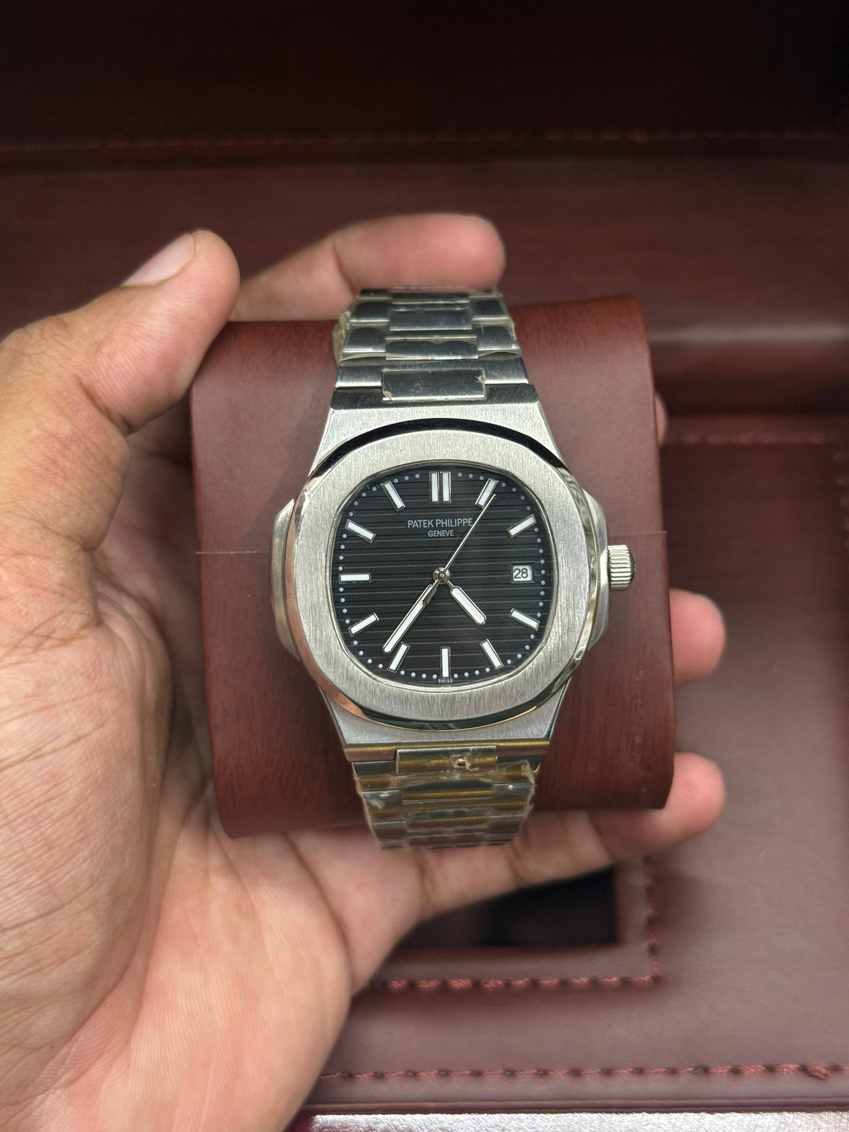 Patek Philippe Nautilus Automatic | Black Dial