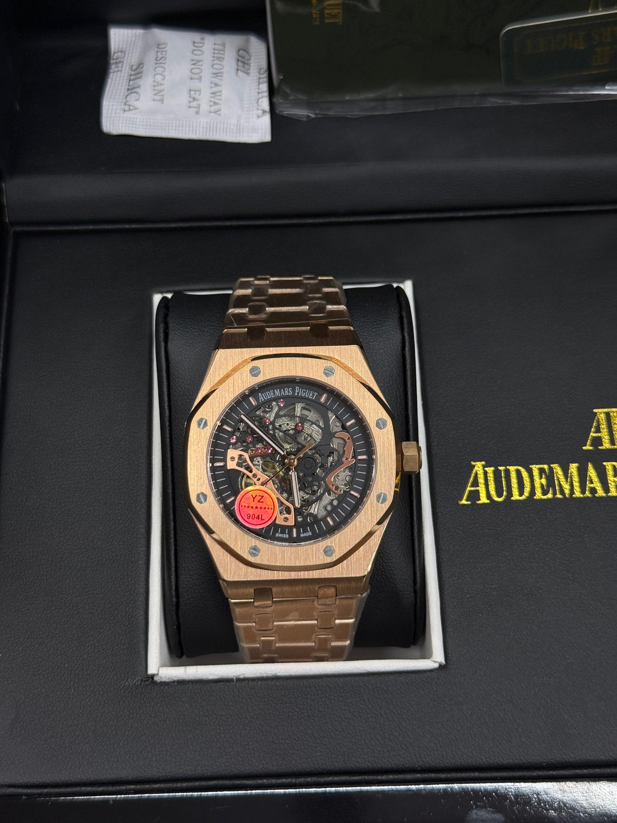 AP Skeleton | Auto | Rose Chain | Black Dial