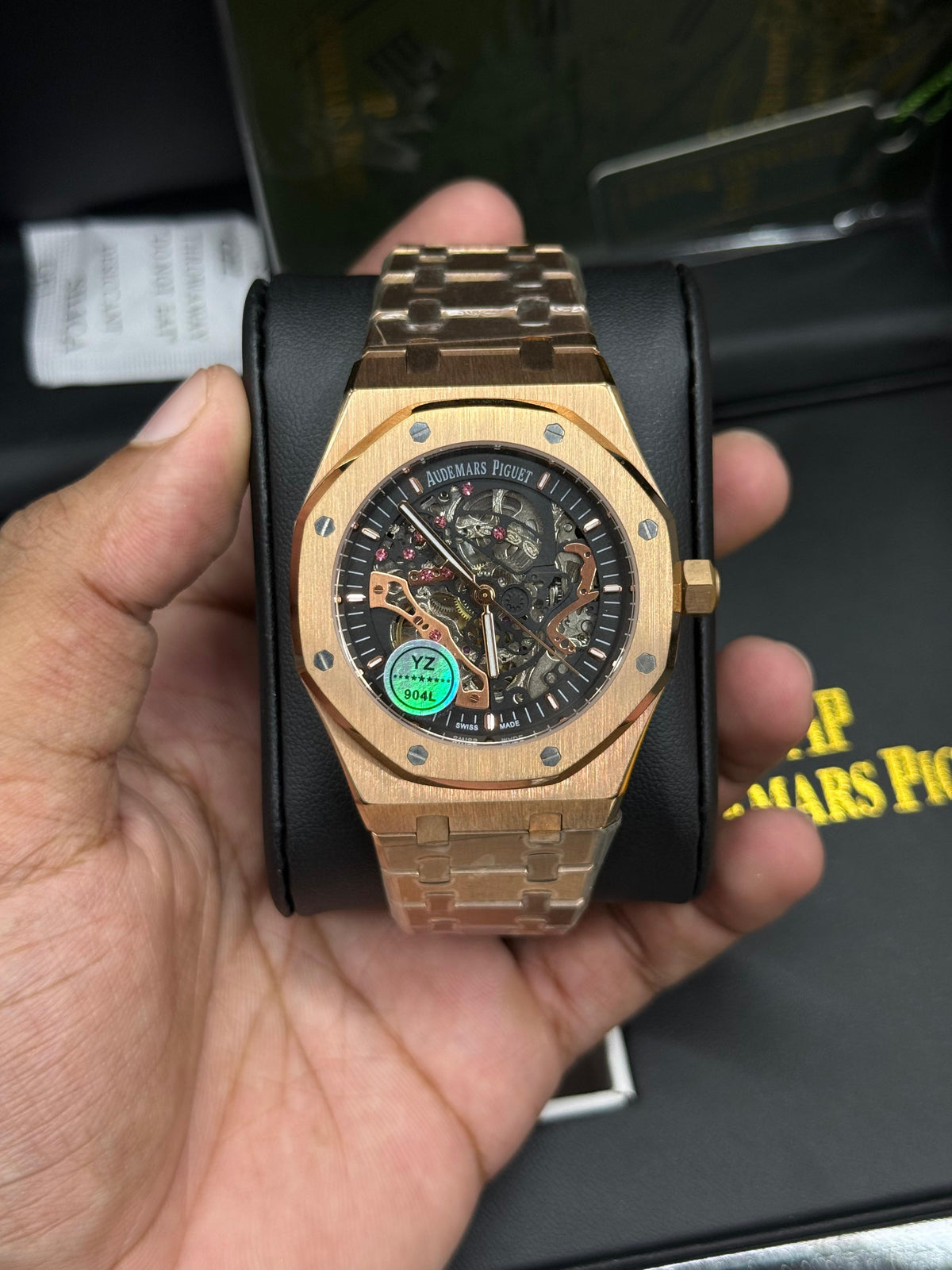 AP Skeleton | Auto | Rose Chain | Black Dial