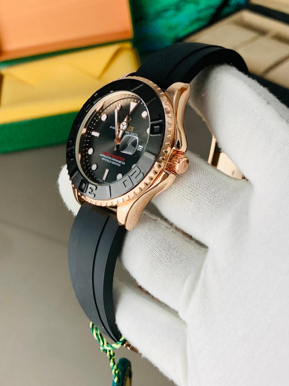 Rolex Submariner | Rose Gold & Black | Silver & Black