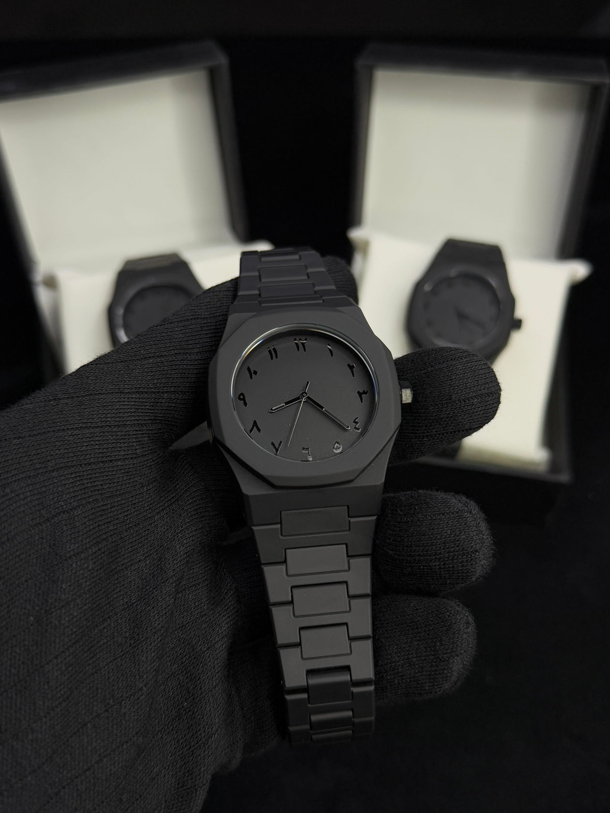 Black Arabic | Aura Watch